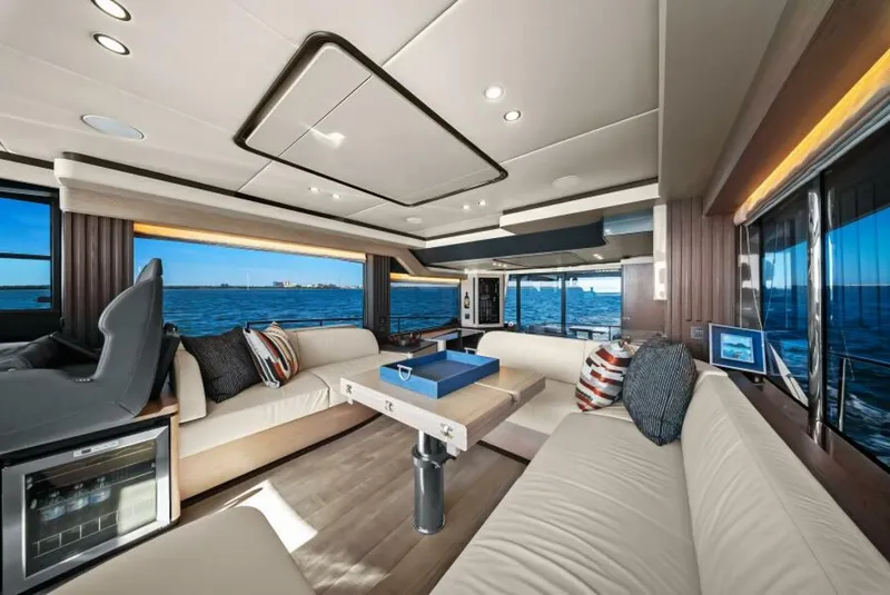 Slide: The Image of Absolute Navetta 53 2025 - 12