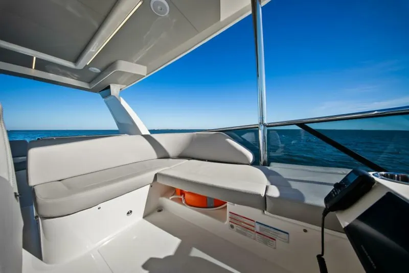 Slide: The Image of Absolute Navetta 53 2025 - 36