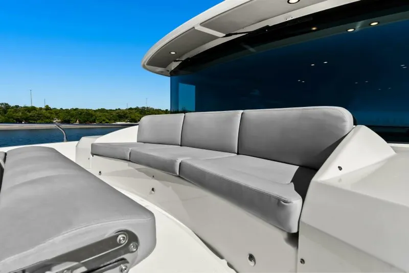 Slide: The Image of Absolute Navetta 53 2025 - 45