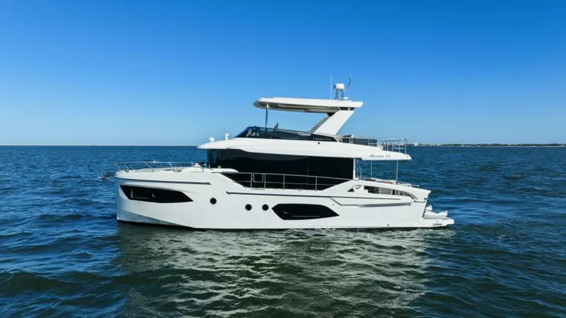 Slide: The Image of Absolute Navetta 53 2025 - 54