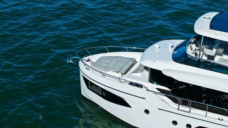 Slide: The Image of Absolute Navetta 53 2025 - 66
