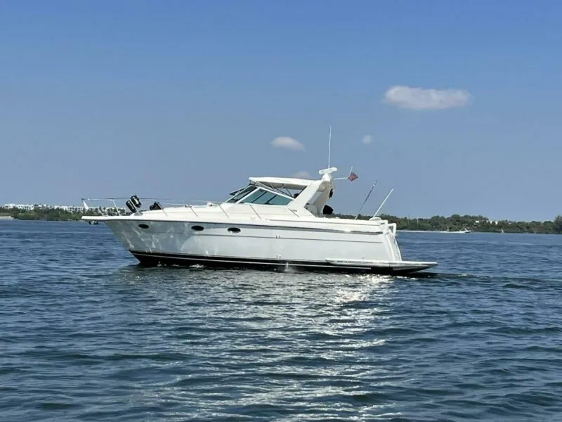 The Image of Tiara 3500 Express 1995 - 0