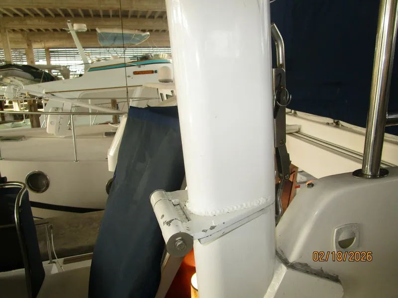 Slide: The Image of Mainship 430 2004 - 29