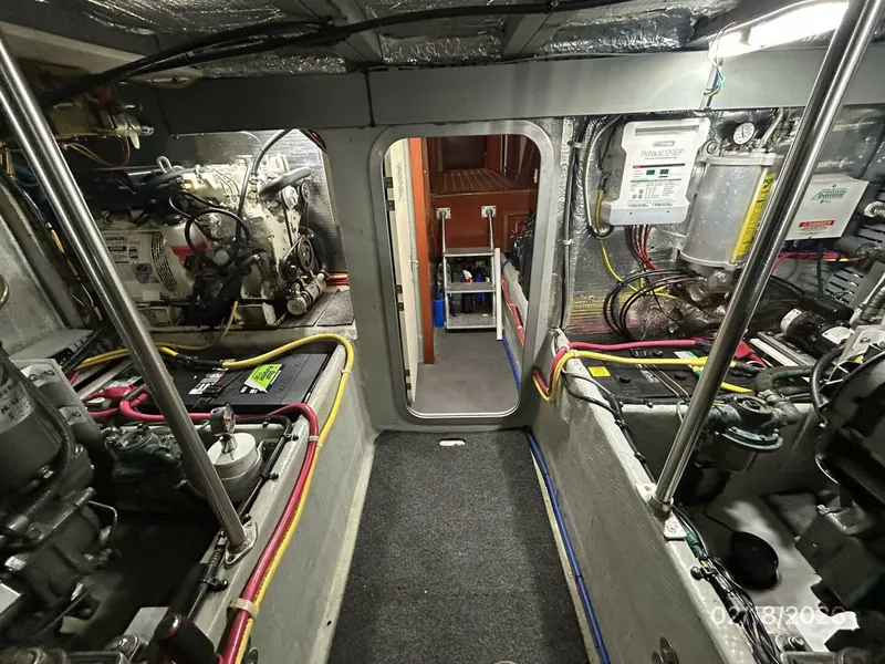 Slide: The Image of Mainship 430 2004 - 68