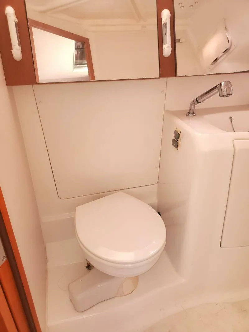 Slide: The Image of Beneteau Oceanis 2015 - 20
