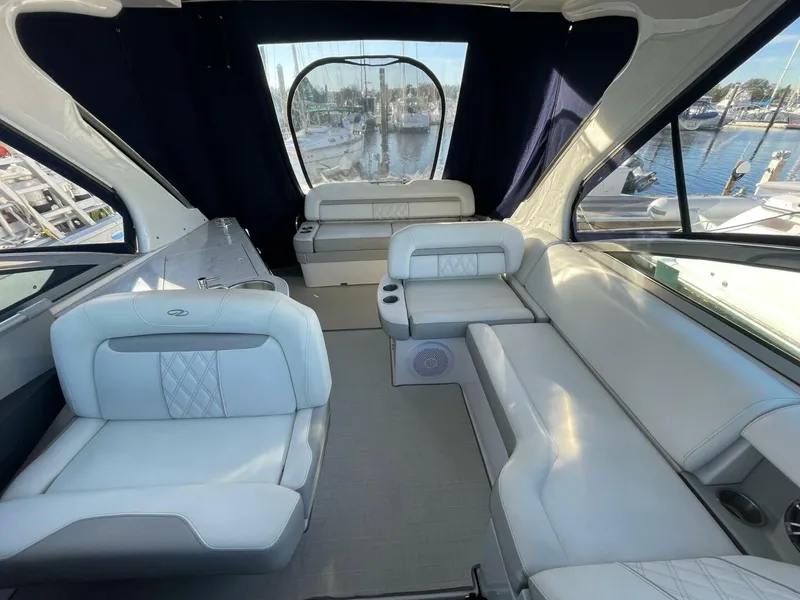 Slide: The Image of Regal 33 XO 2021 - 8