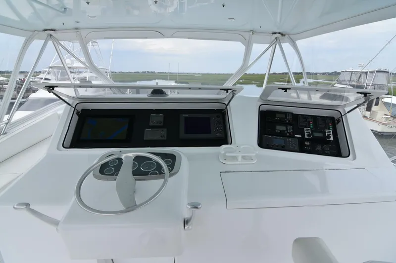 Slide: The Image of Viking 58 Convertible 1999 - 31