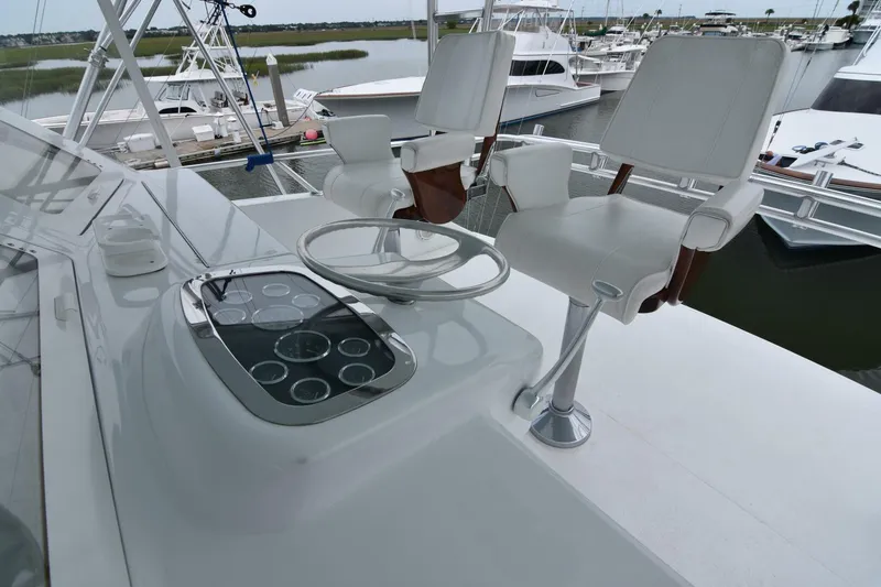 Slide: The Image of Viking 58 Convertible 1999 - 33