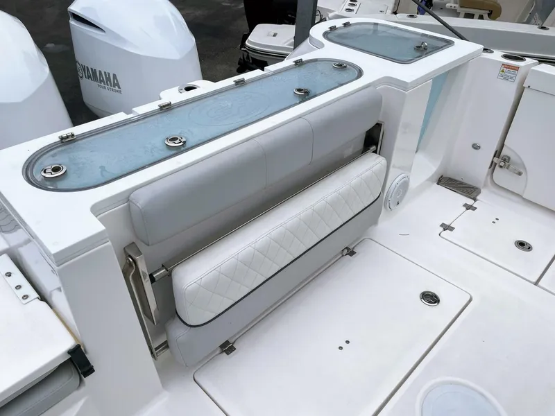 Slide: The Image of Sea Fox 328 Commander 2019 - 20