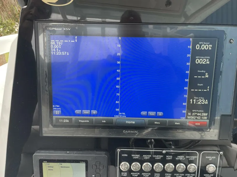 Slide: The Image of Sea Fox 328 Commander 2019 - 56