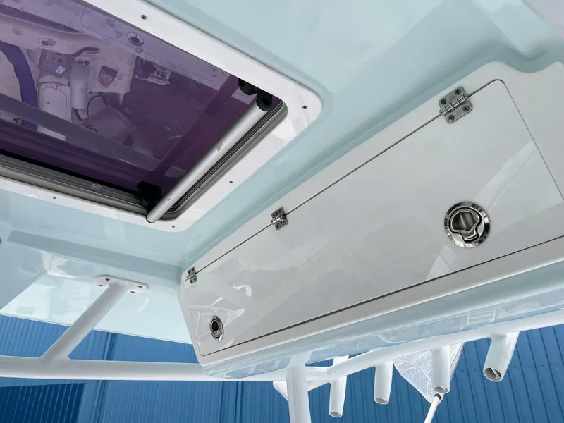 Slide: The Image of Sea Fox 328 Commander 2019 - 59