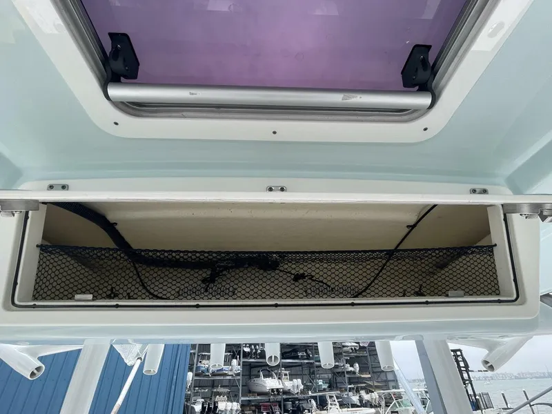 Slide: The Image of Sea Fox 328 Commander 2019 - 60