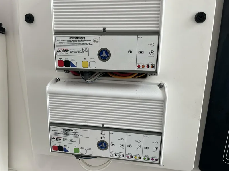 Slide: The Image of Sea Fox 328 Commander 2019 - 77