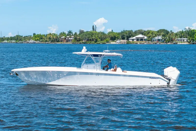The Image of Bahama 41 2024 - 0