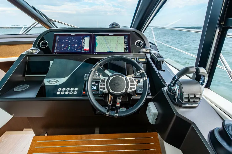 Slide: The Image of Sunseeker Predator 60 EVO 2021 - 25