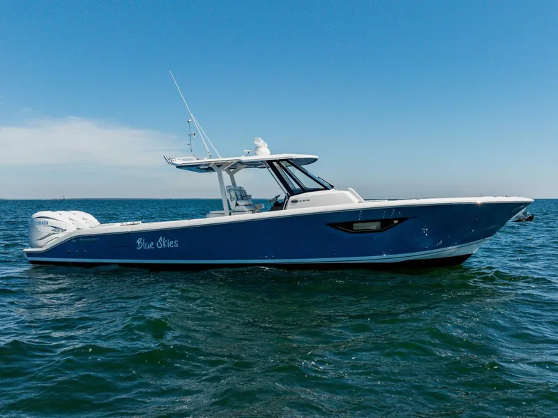 The Image of Pursuit S 378 Sport 2022 - 0