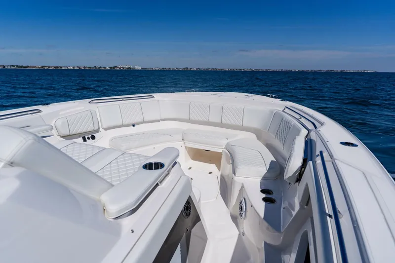 Slide: The Image of Pursuit S 378 Sport 2022 - 7