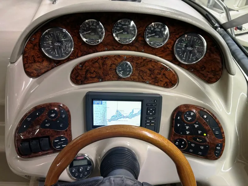 Slide: The Image of Sea Ray 280 sundancer 2007 - 15