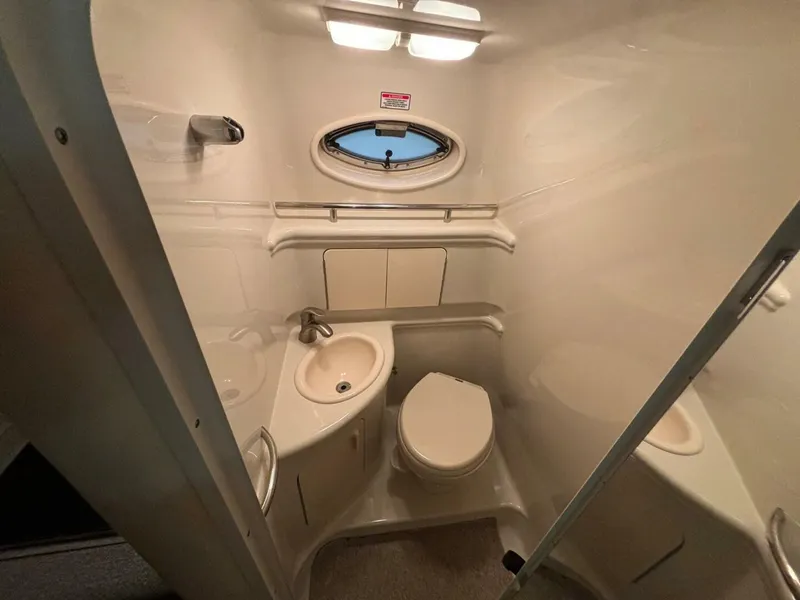 Slide: The Image of Sea Ray 280 sundancer 2007 - 22