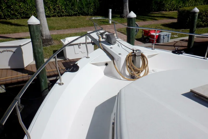 Slide: The Image of Mainship 430 Trawler 2002 - 10