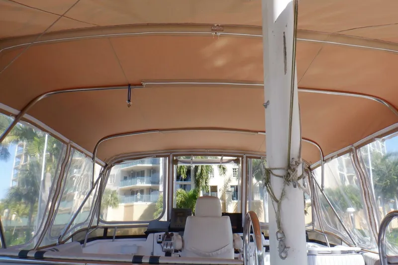 Slide: The Image of Mainship 430 Trawler 2002 - 21