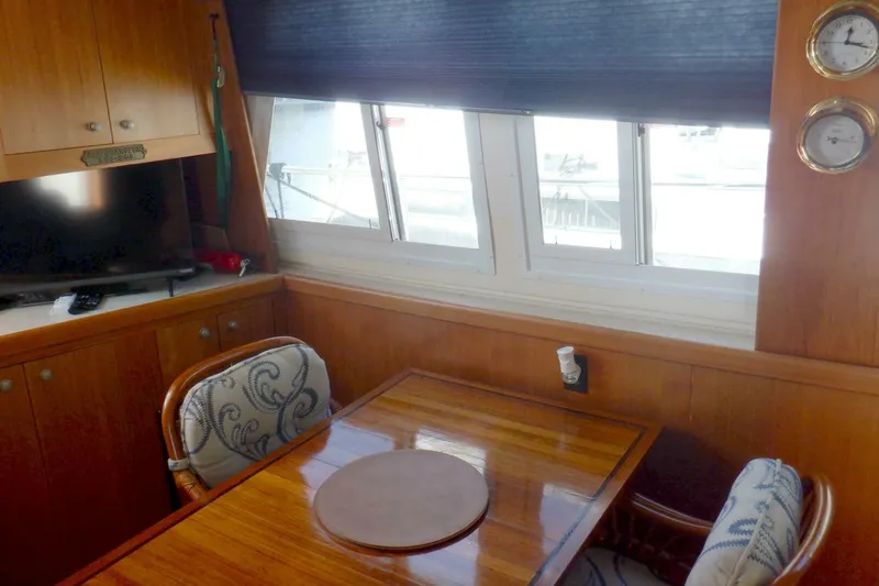 Slide: The Image of Mainship 430 Trawler 2002 - 36