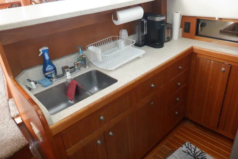 Slide: The Image of Mainship 430 Trawler 2002 - 52
