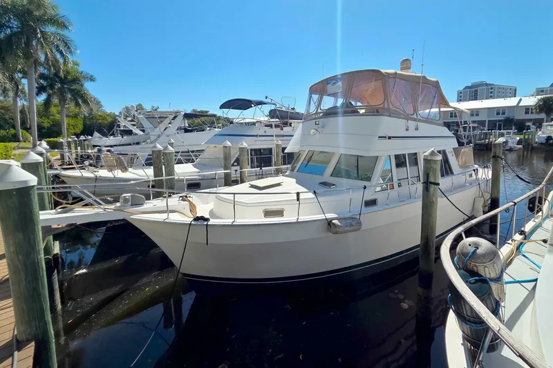 Slide: The Image of Mainship 430 Trawler 2002 - 78