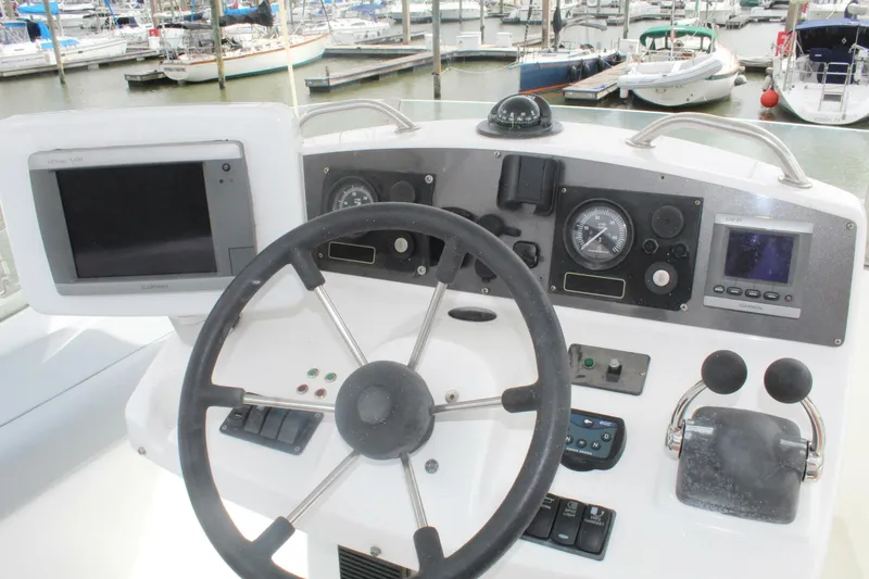 Slide: The Image of Lagoon 43 Power Cat 2004 - 40
