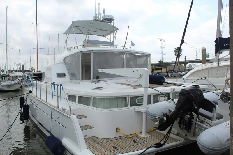 Slide: The Image of Lagoon 43 Power Cat 2004 - 71