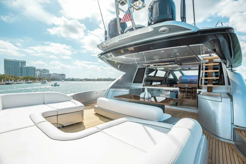 Slide: The Image of Riva 86 Domino 2014 - 27