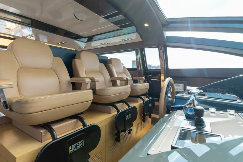 Slide: The Image of Riva 86 Domino 2014 - 32