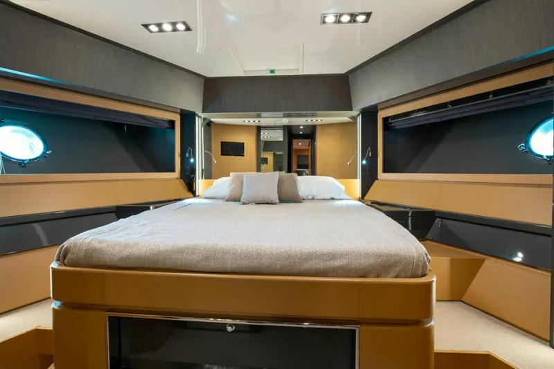 Slide: The Image of Riva 86 Domino 2014 - 45