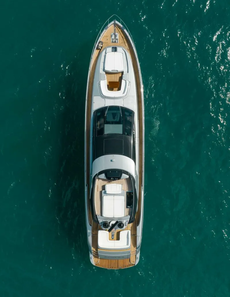 Slide: The Image of Riva 86 Domino 2014 - 6