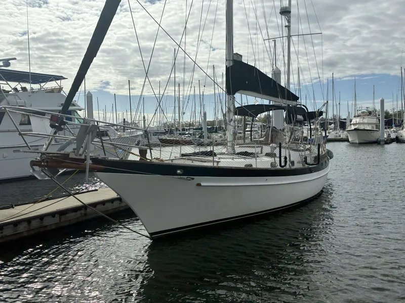 Slide: The Image of Vagabond 42 Ketch 1983 - 2