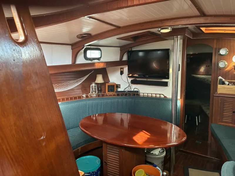 Slide: The Image of Vagabond 42 Ketch 1983 - 4
