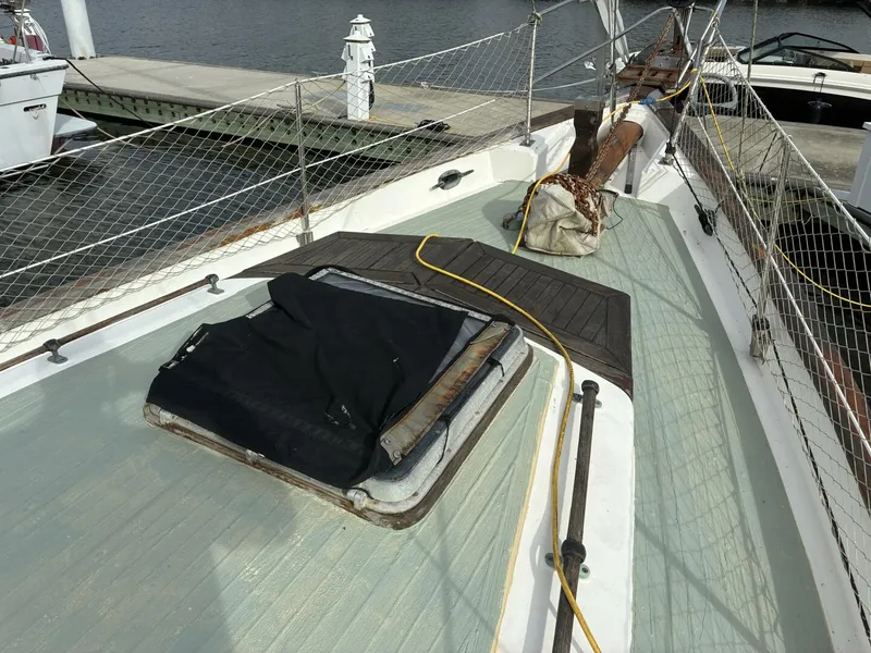 Slide: The Image of Vagabond 42 Ketch 1983 - 61