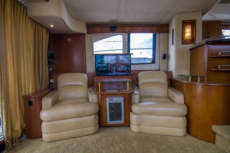 Slide: The Image of Silverton 52 Ovation 2009 - 33