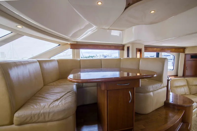 Slide: The Image of Silverton 52 Ovation 2009 - 43