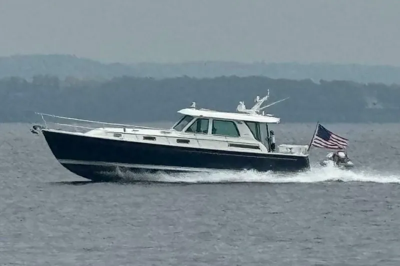 The Image of Sabre 48 Salon Express 2025 - 0