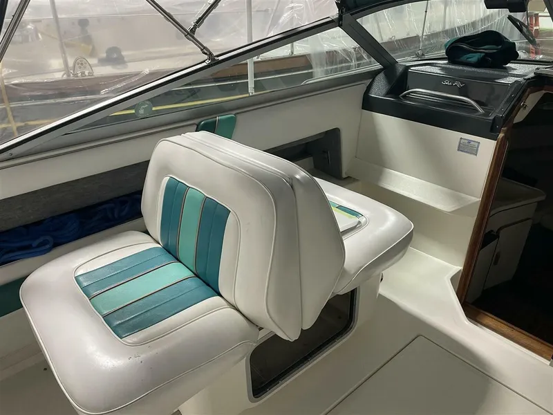 Slide: The Image of Sea Ray 300 Weekender 1993 - 7