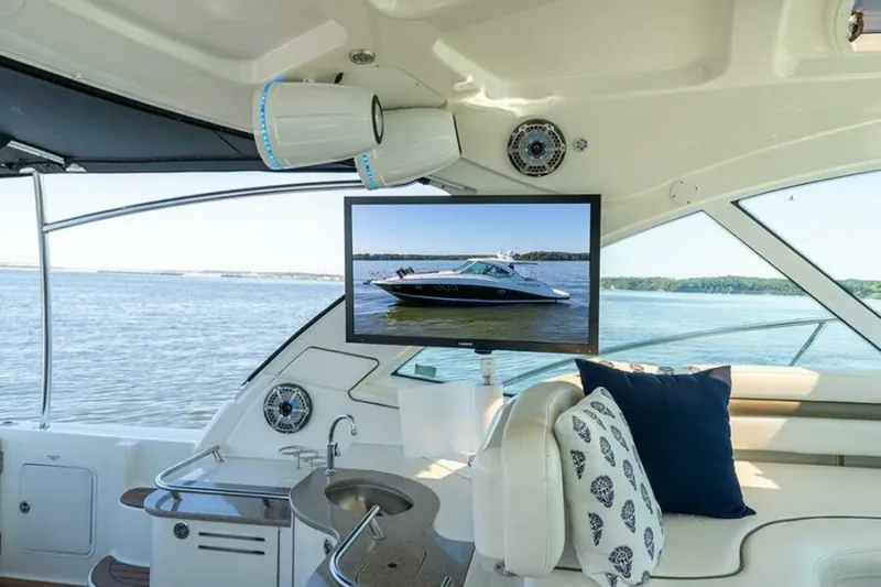 Slide: The Image of Sea Ray 48 Sundancer 2007 - 17
