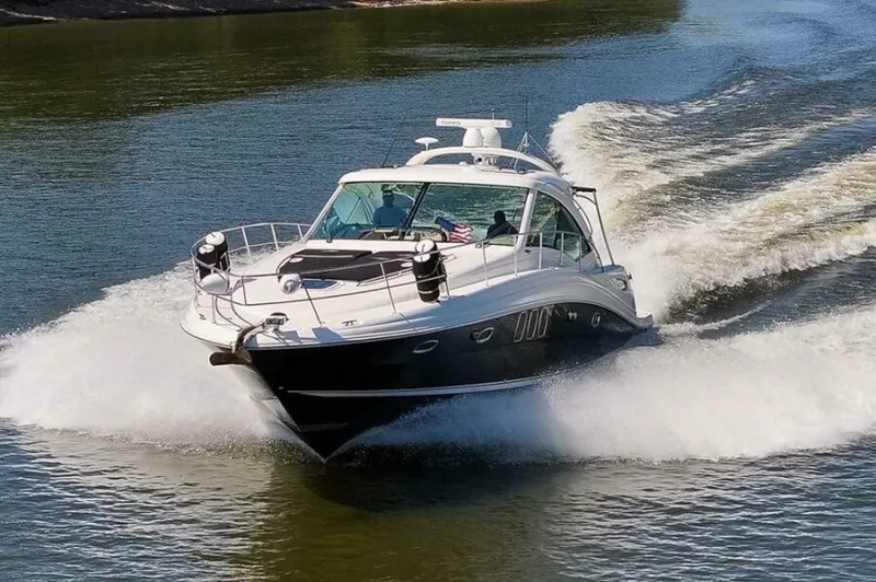 Slide: The Image of Sea Ray 48 Sundancer 2007 - 2