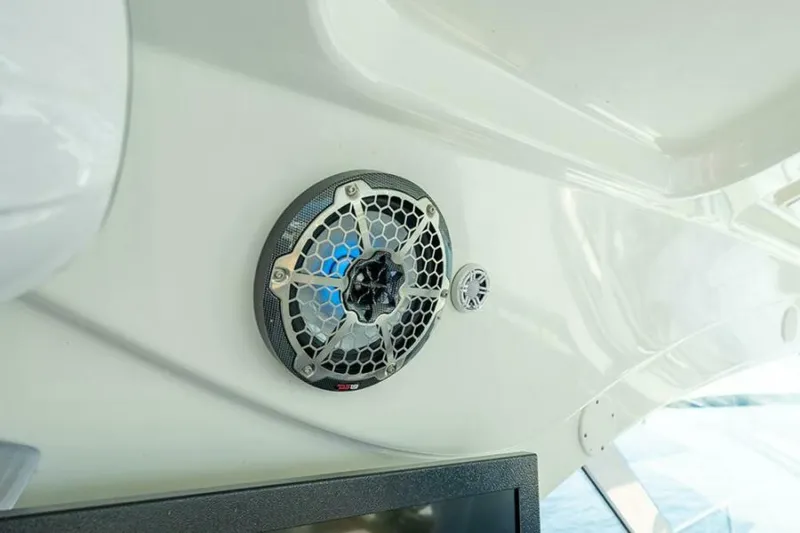 Slide: The Image of Sea Ray 48 Sundancer 2007 - 47