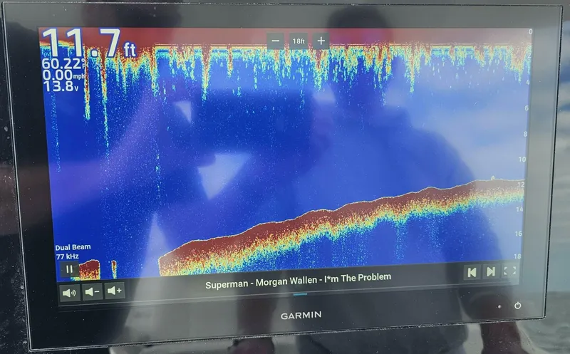 Slide: The Image of Regulator Marine 34SS 2012 - 28