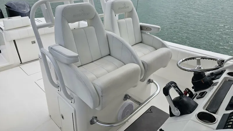 Slide: The Image of Regulator Marine 34SS 2012 - 38