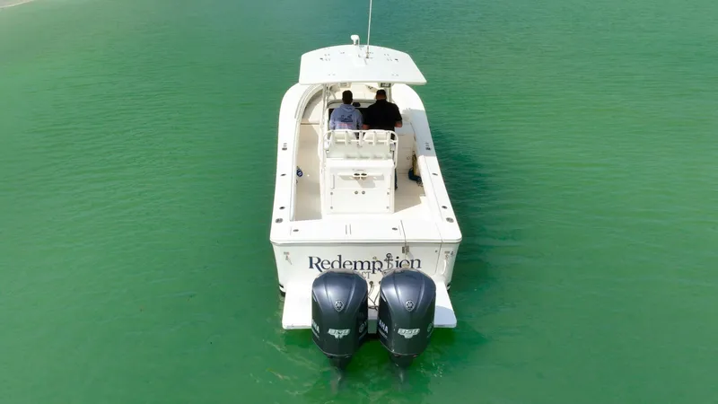 Slide: The Image of Regulator Marine 34SS 2012 - 4