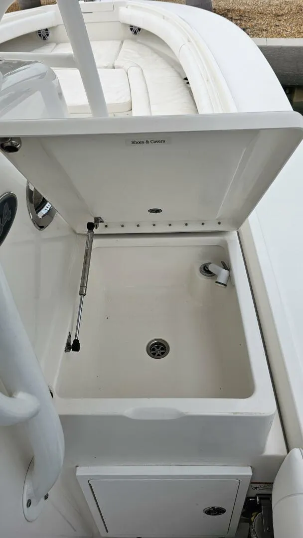 Slide: The Image of Regulator Marine 34SS 2012 - 41