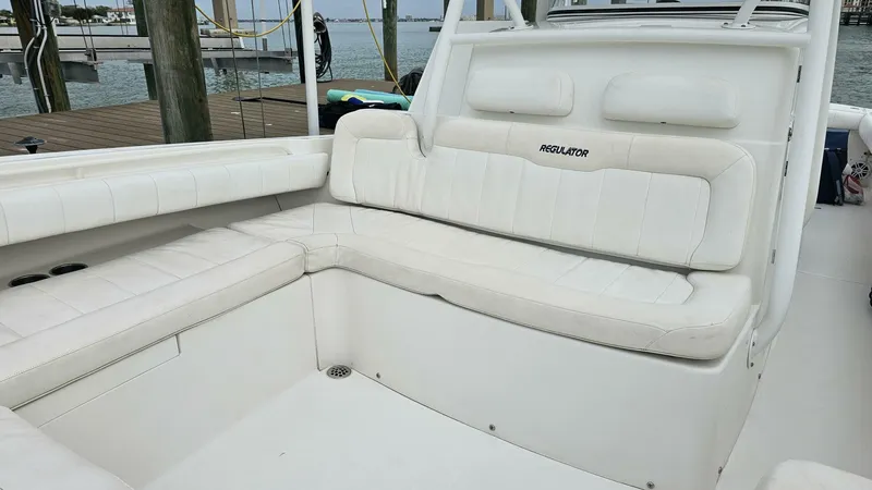 Slide: The Image of Regulator Marine 34SS 2012 - 67