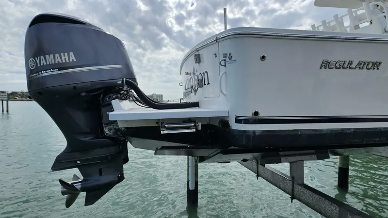 Slide: The Image of Regulator Marine 34SS 2012 - 72